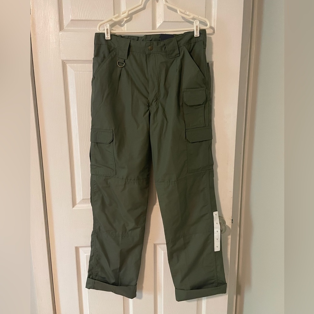 NWT Propper women’s cargo pants